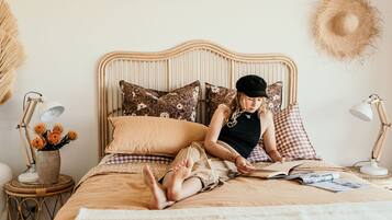 4 bedrooms, iron/ironing board, travel cot, free WiFi