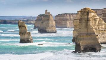 Beach nearby, sun-loungers, beach towels