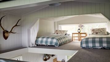 The Hut | Individually decorated, individually furnished, bed sheets
