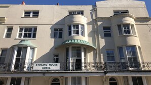 Unclassified image, 3 of 20, button - Sterling Lodge Hotel (Eastbourne)