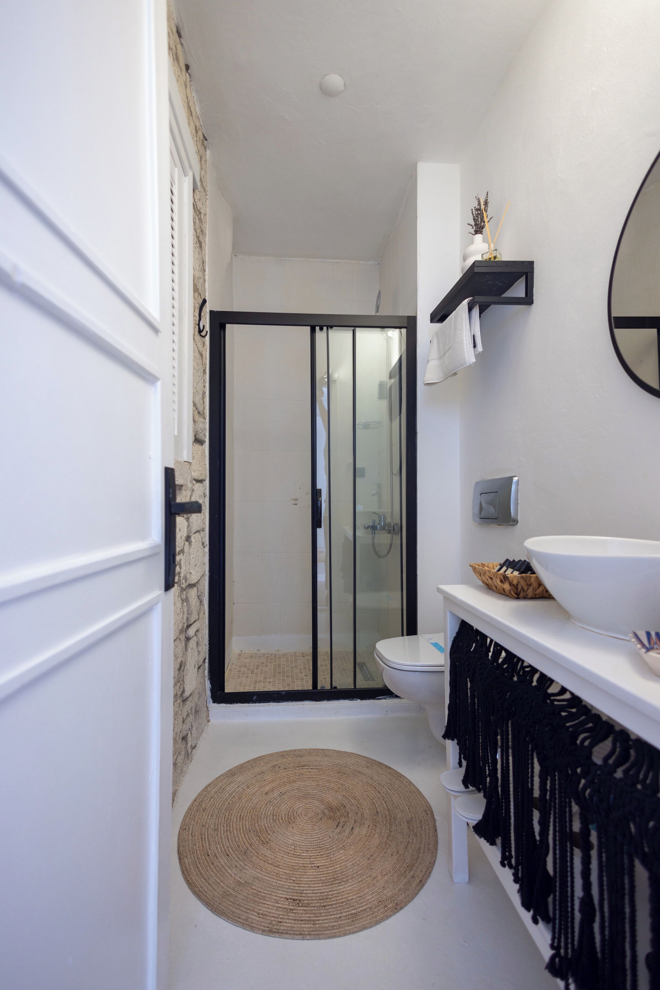 Suite Deluxe, vue cour intérieure | Salle de bain