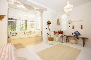 Deluxe Double Room | Living area - Zoe Alacati (Cesme)