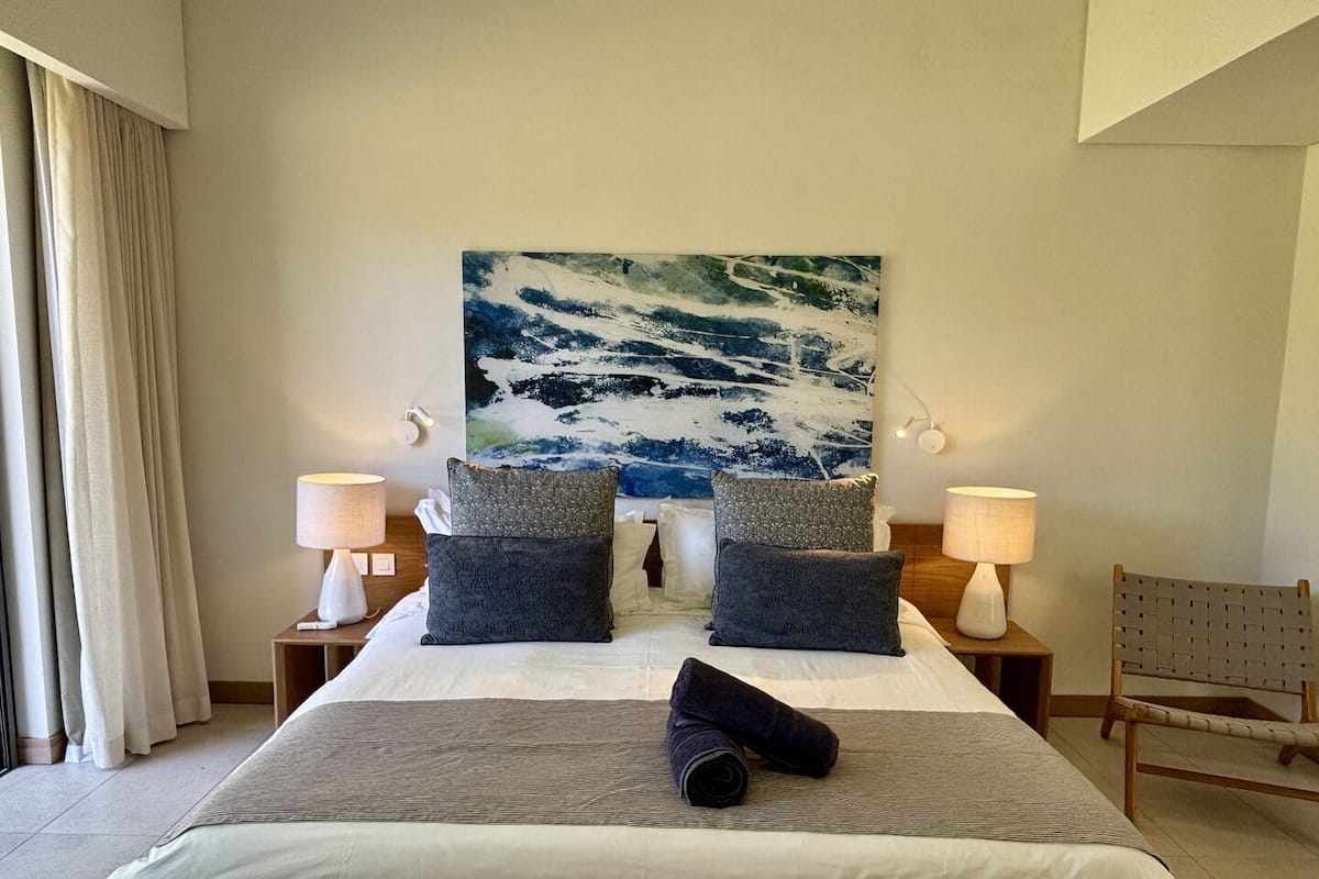 Leilighet, 4 soverom (La Peninsule) | Safe på rommet, skrivebord, strykejern/-brett og wi-fi (inkludert)