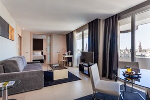 Junior Suite (EXECUTIVE THE LEVEL)