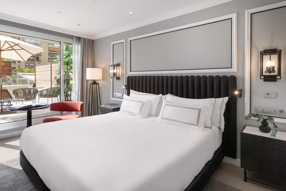 Down duvets, minibar, in-room safe, desk