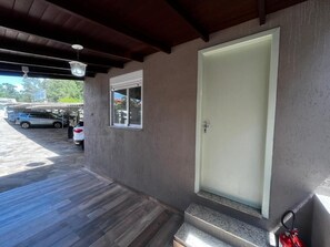 Family Room | Minibar, blackout drapes, free WiFi, bed sheets