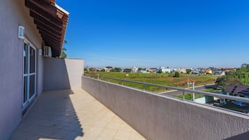 Quarto família | Sacada