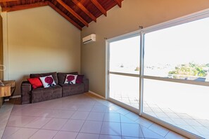 Family Room | Living room - Resort Morada del Este (Canoas)