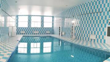 Piscine couverte