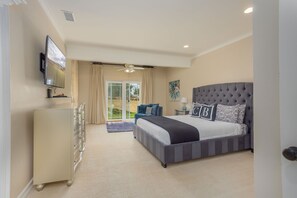 5 bedrooms, iron/ironing board, WiFi, bed sheets - 5 bedroom 3.5bath Pool, Views, Fire Pit, Vineyard Wine Country Estate! (Temecula)