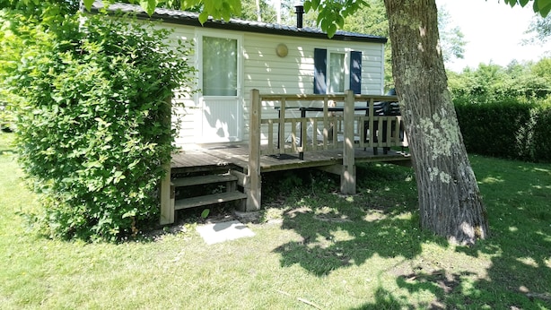 Mobile Home, 2 Bedrooms, River View - Camping des Lancieres (Rogny-les-Sept-Ecluses)