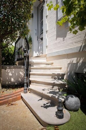 Entrada de la propiedad