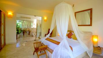 3 bedrooms, in-room safe, iron/ironing board, WiFi