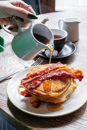 Daily English breakfast for a fee - Westow House - London Crystal Palace (London)