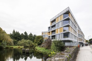 Exterior - Yugo Explore - Amnis House (Cork)