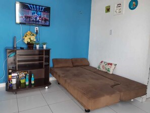Casa | Tabla de planchar con plancha, wifi gratis, ropa de cama