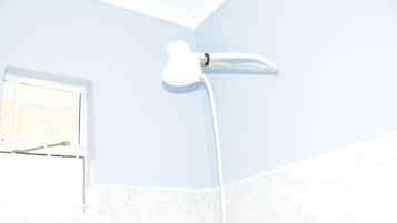 Executive Studio | Bathroom shower