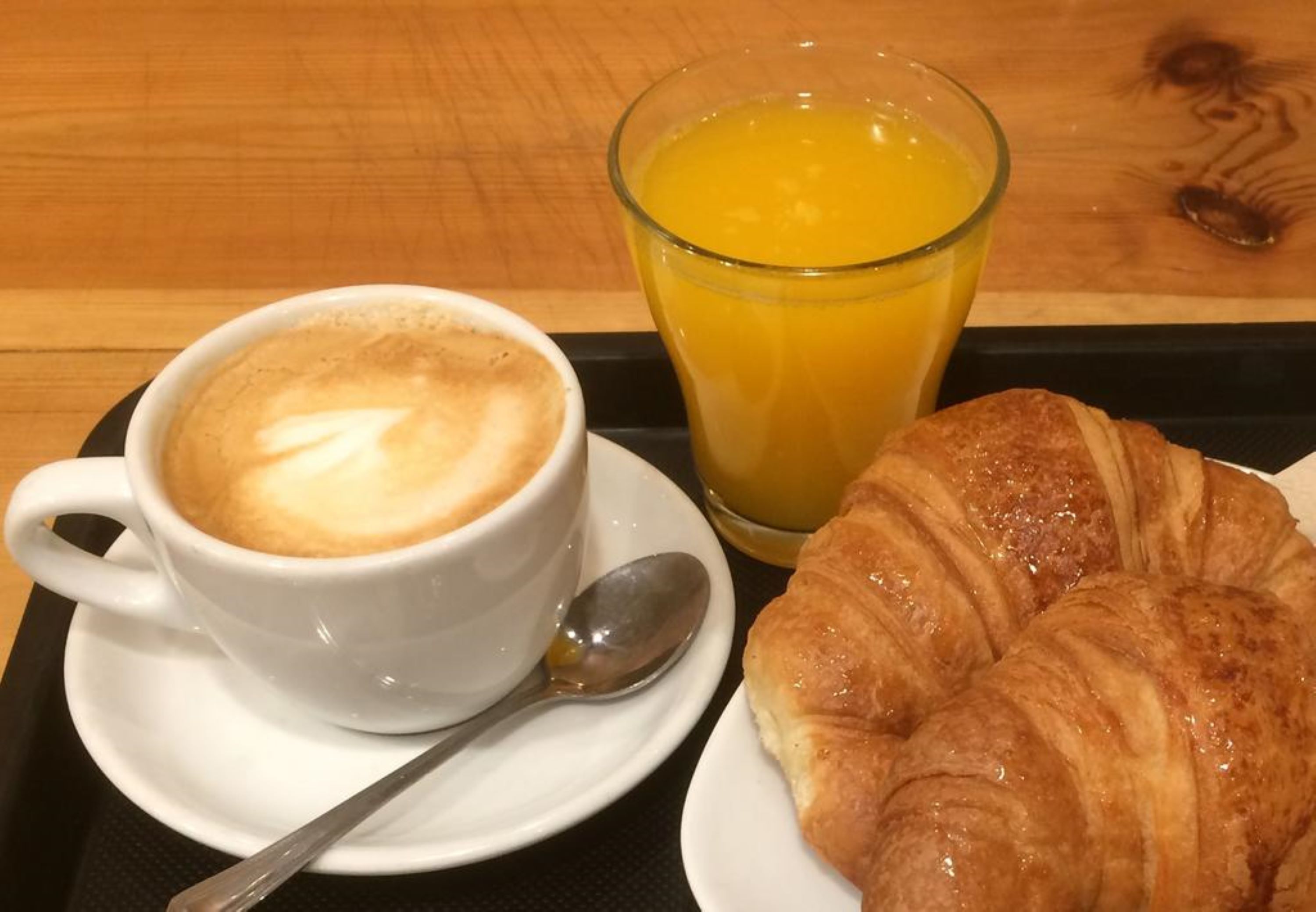 free daily continental breakfast