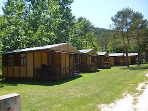 Exterior - Camping Pirinenc (Campdevanol)