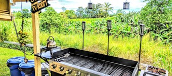 River View Family House with a Full Kitchen (No Cleaning Fee)