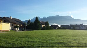 Vue sur la campagne depuis l’hébergement