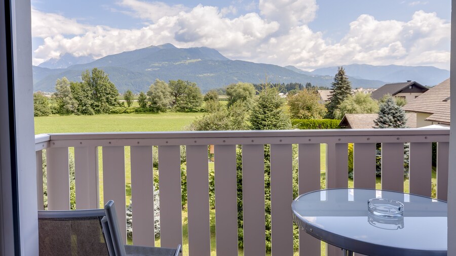 Rooms & Apartments Jana