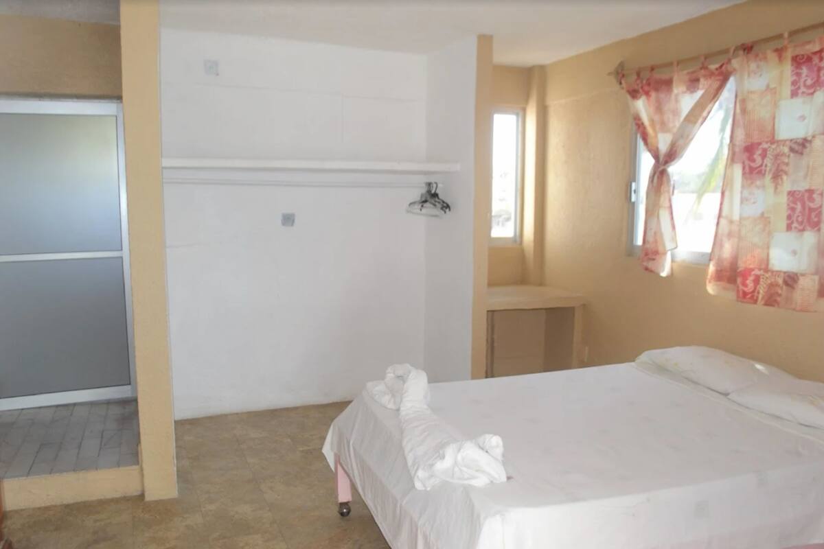Triple Room, Multiple Beds (AC) | Iron/ironing board (on request), rollaway beds (surcharge)