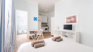 1 bedroom, iron/ironing board, free cots/infant beds, free WiFi