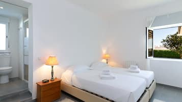 ์ํํธ (3 Bedrooms) | 3 ๊ฐ์ ์นจ์ค, ๋ค๋ฆฌ๋ฏธ/๋ค๋ฆฌ๋ฏธํ, ์ ์์ฉ ์นจ๋, ๋ฌด๋ฃ WiFi