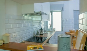 Departamento (3 Bedrooms) | Cocina privada | Refrigerador, horno, parrilla de estufa y lavavajillas