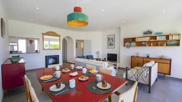 Apartment (3 Bedrooms) | Floor plan