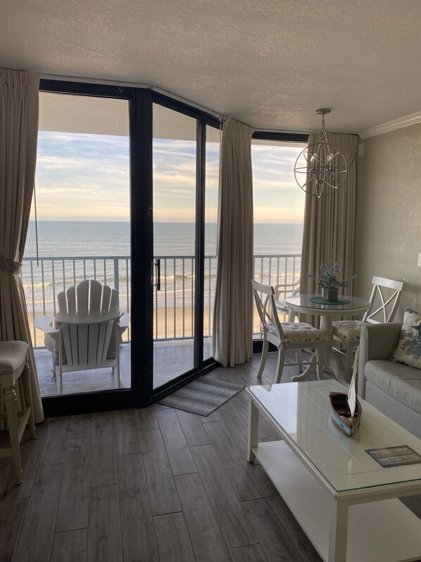 تلفزيون ذكي