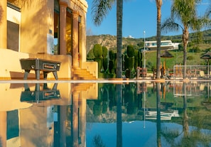 Piscine extérieure