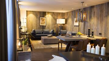 Luxury Apartment, Sauna (Valluga) | Ruang tamu | TV skrin rata, konsol permainan video, pemain DVD