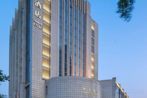 Unclassified image, 4 of 91, button - Hotel Unic (NANJING)