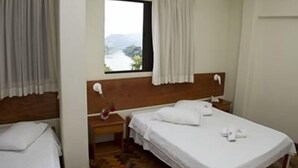 Minibar, Bügeleisen/Bügelbrett, kostenloses WLAN, Bettwäsche