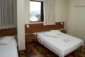 Minibar, Bügeleisen/Bügelbrett, kostenloses WLAN, Bettwäsche