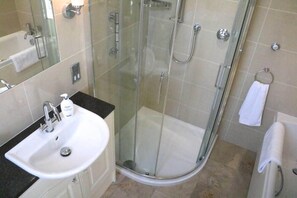 Bathroom - Stoneborough House B&B (Budleigh Salterton)