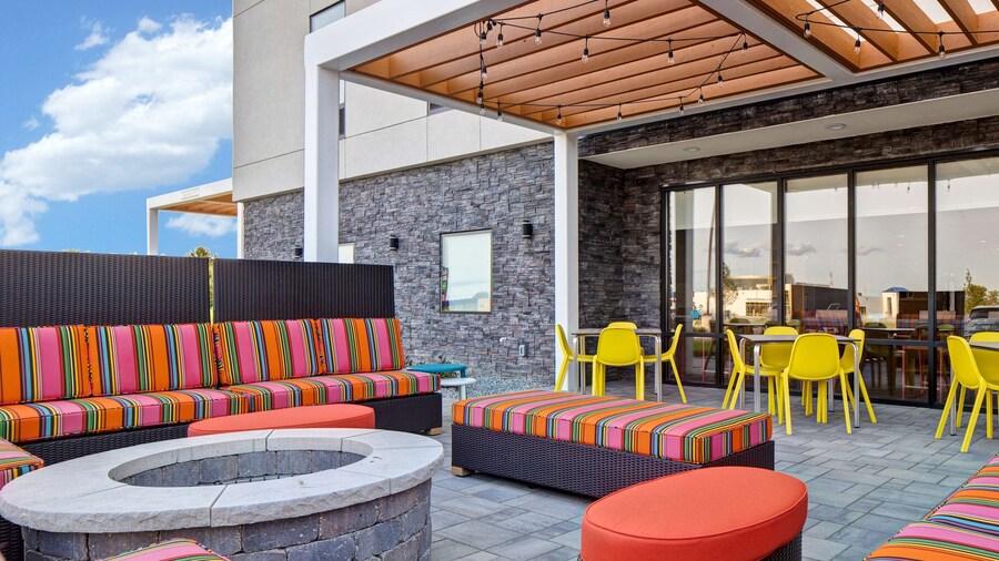 Home2 Suites by Hilton Loves Park Rockford