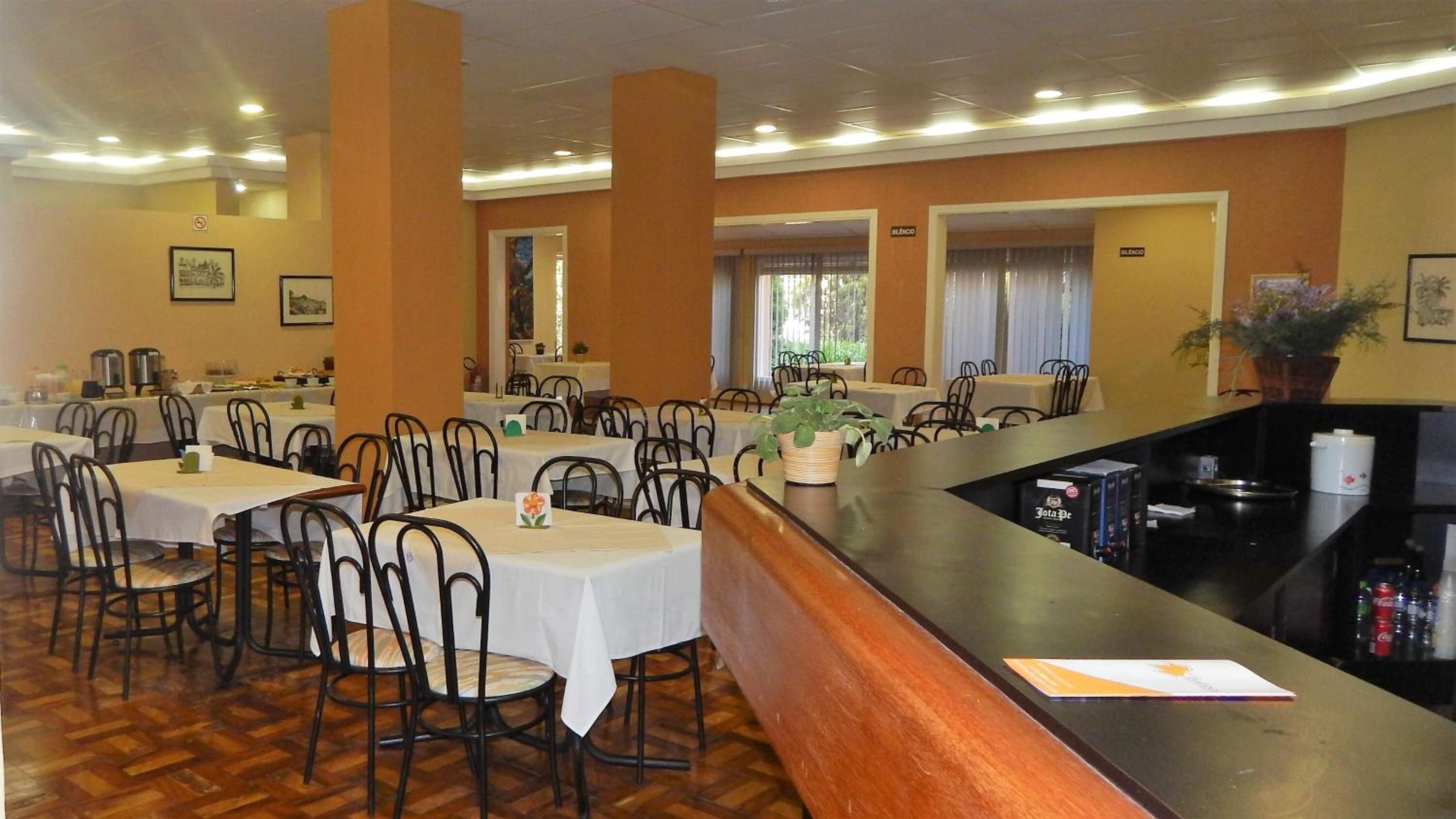 Photo - Hotel Platanus