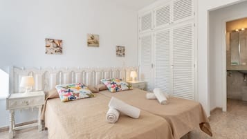 2 Schlafzimmer, Bügeleisen/Bügelbrett, kostenloses WLAN, Bettwäsche
