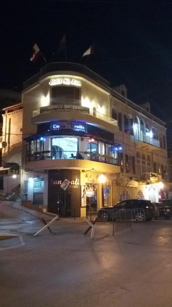 Fachada
