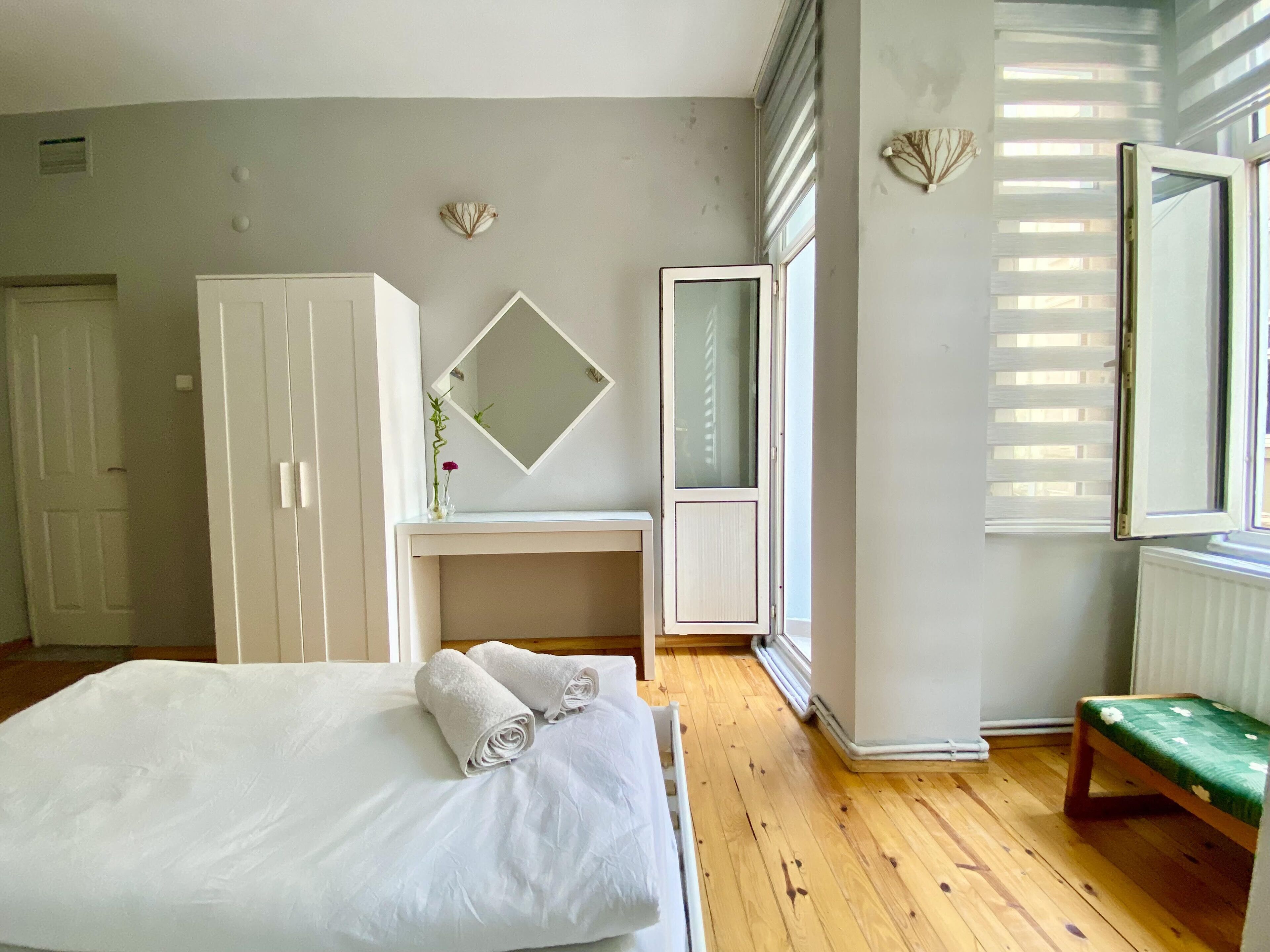 Grand réfrigérateur, plaque de cuisson