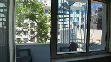 Standard Single Room, Balcony (Shared Bathroom) | 1 bedroom, premium bedding, individually decorated