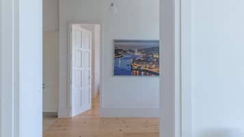 Apartment, Balcony, River View | In-room dining