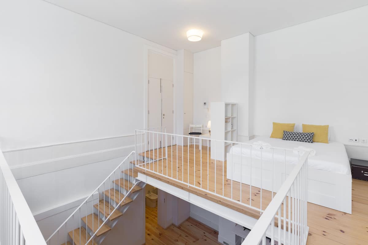 Duplex | Iron/ironing board, WiFi (free), individually decorated