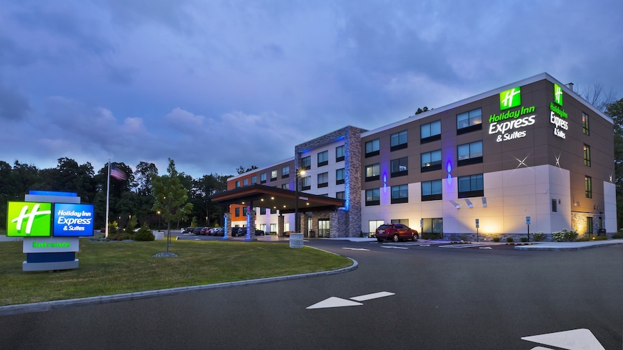 Holiday Inn Express & Suites Painesville - Concord by IHG