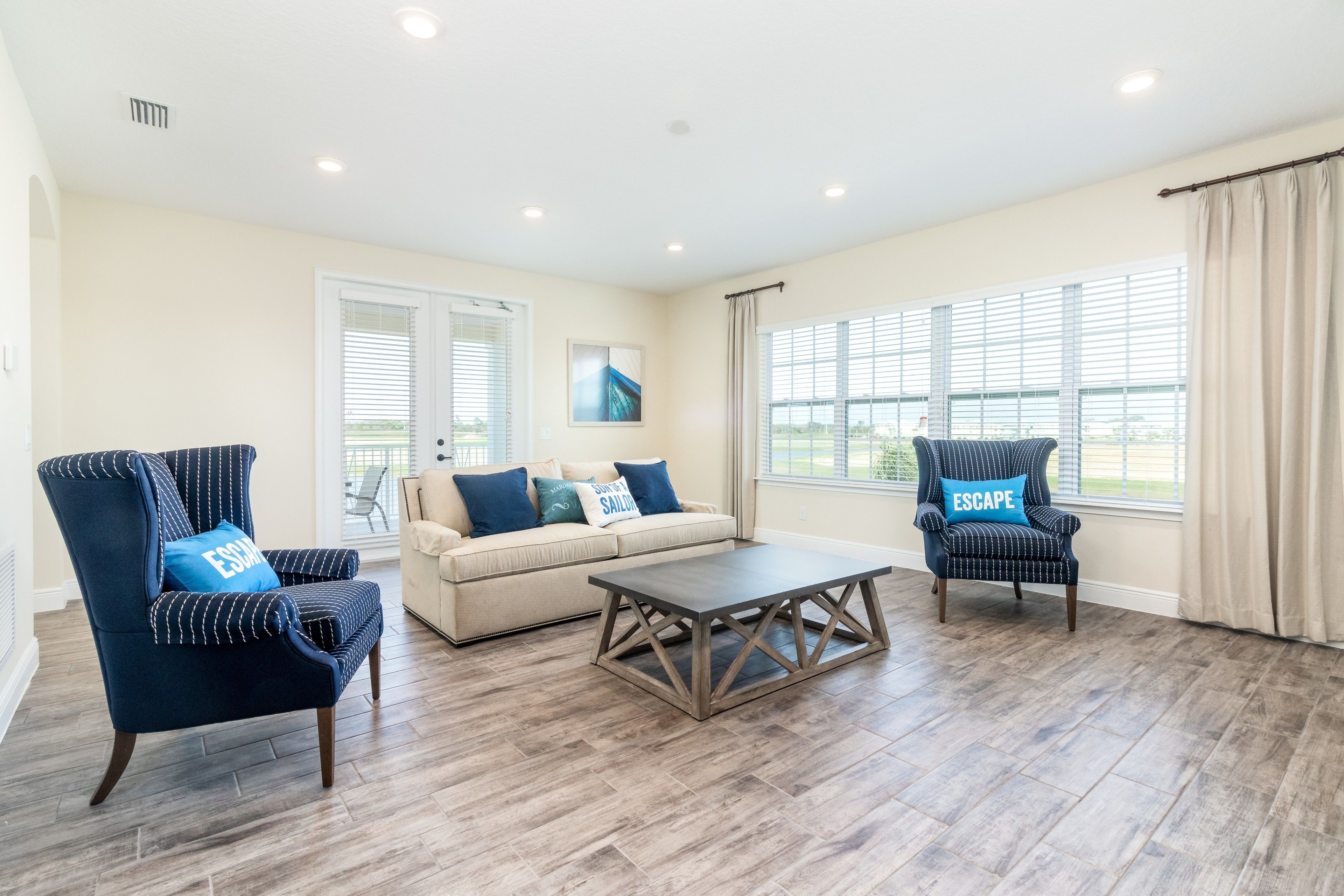 house, multiple beds, park view (eight-bedroom house) | living room | 55-inch tv with cable channels, streaming services