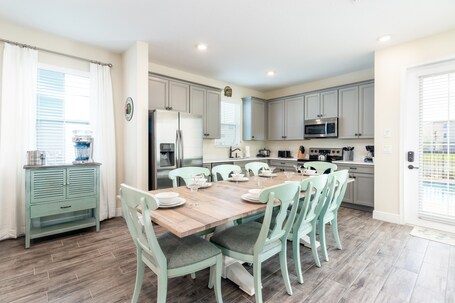 Margaritaville Cottages Orlando by VStays - Image 18