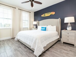 Huis, uitzicht op park (Three-Bedroom House) | Een strijkplank/strijkijzer, gratis wifi, beddengoed